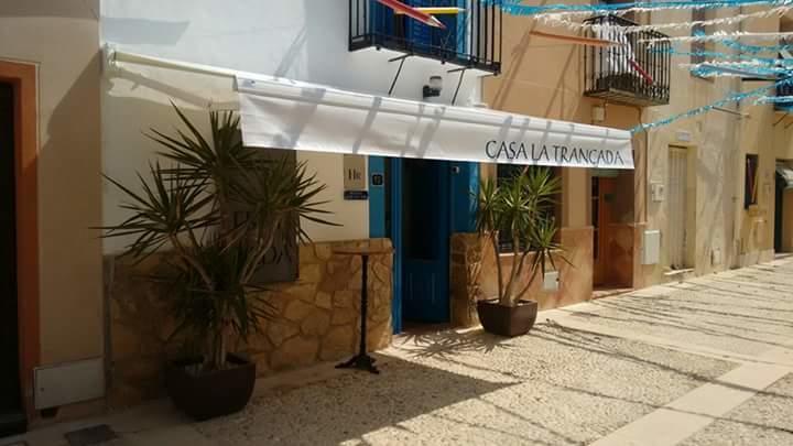 ホテル La Trancada タバルカ島 エクステリア 写真