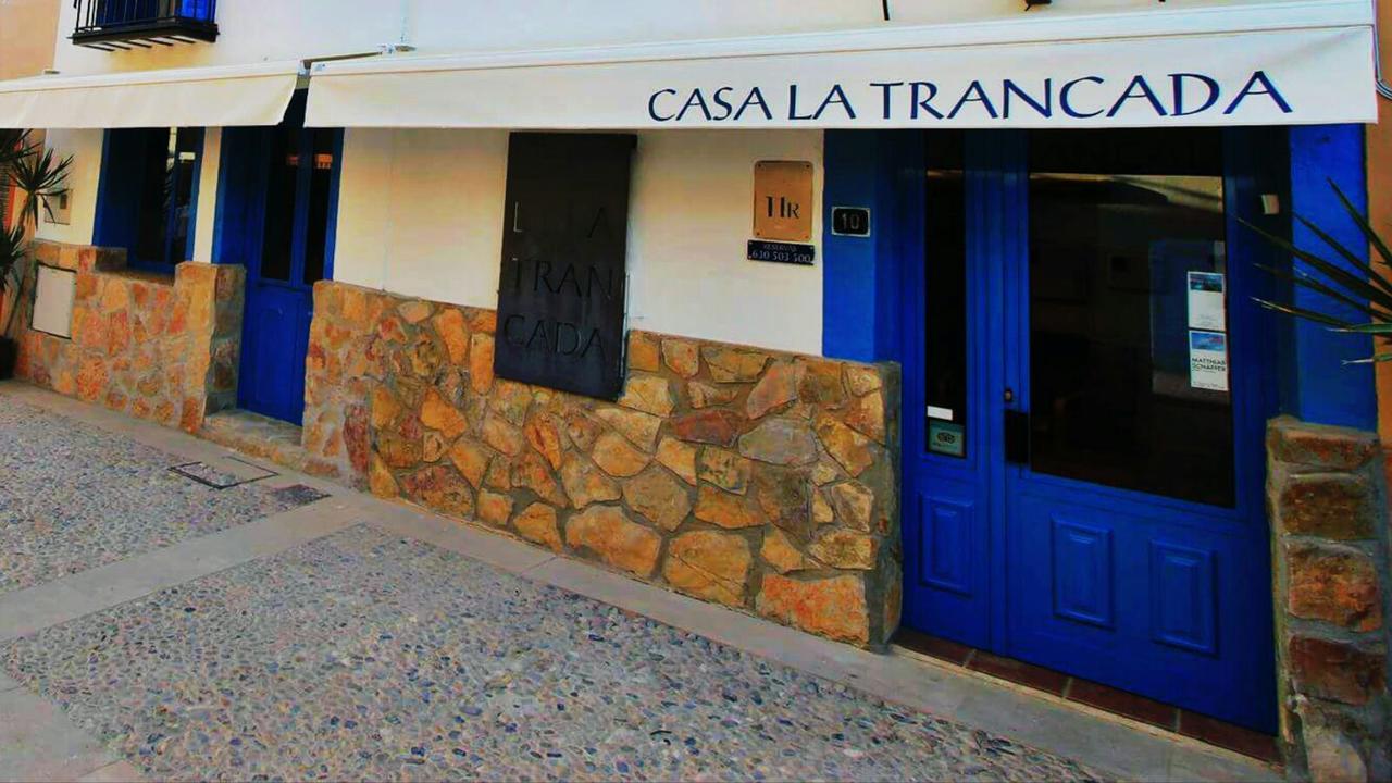 ホテル La Trancada タバルカ島 エクステリア 写真